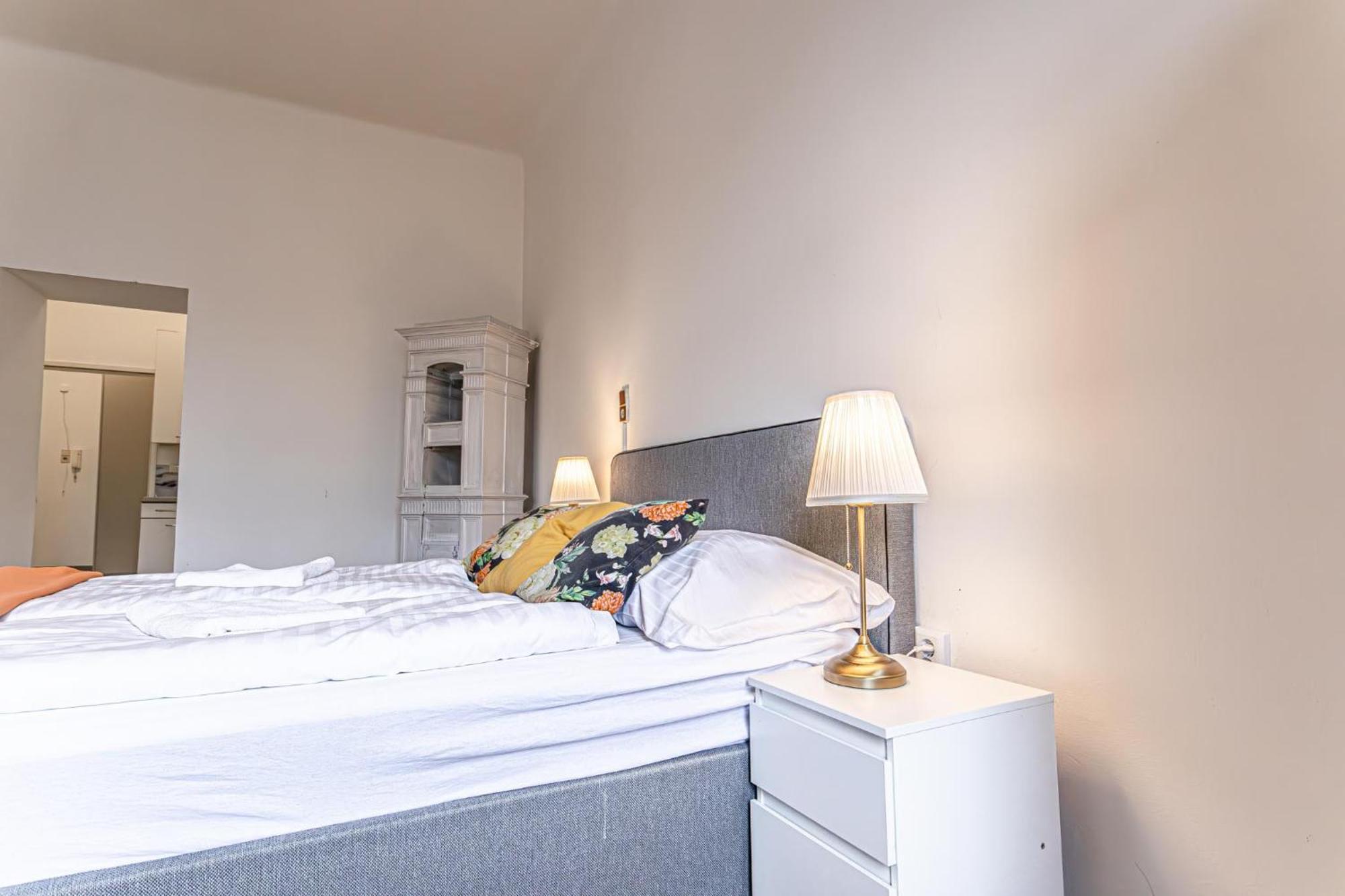 Gorgeous 1Br Apt Near Akh Hospital Вена Экстерьер фото